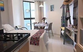 Lindo Studio em quadra beira-mar de Boa Viagem, 10 min do aeroporto.